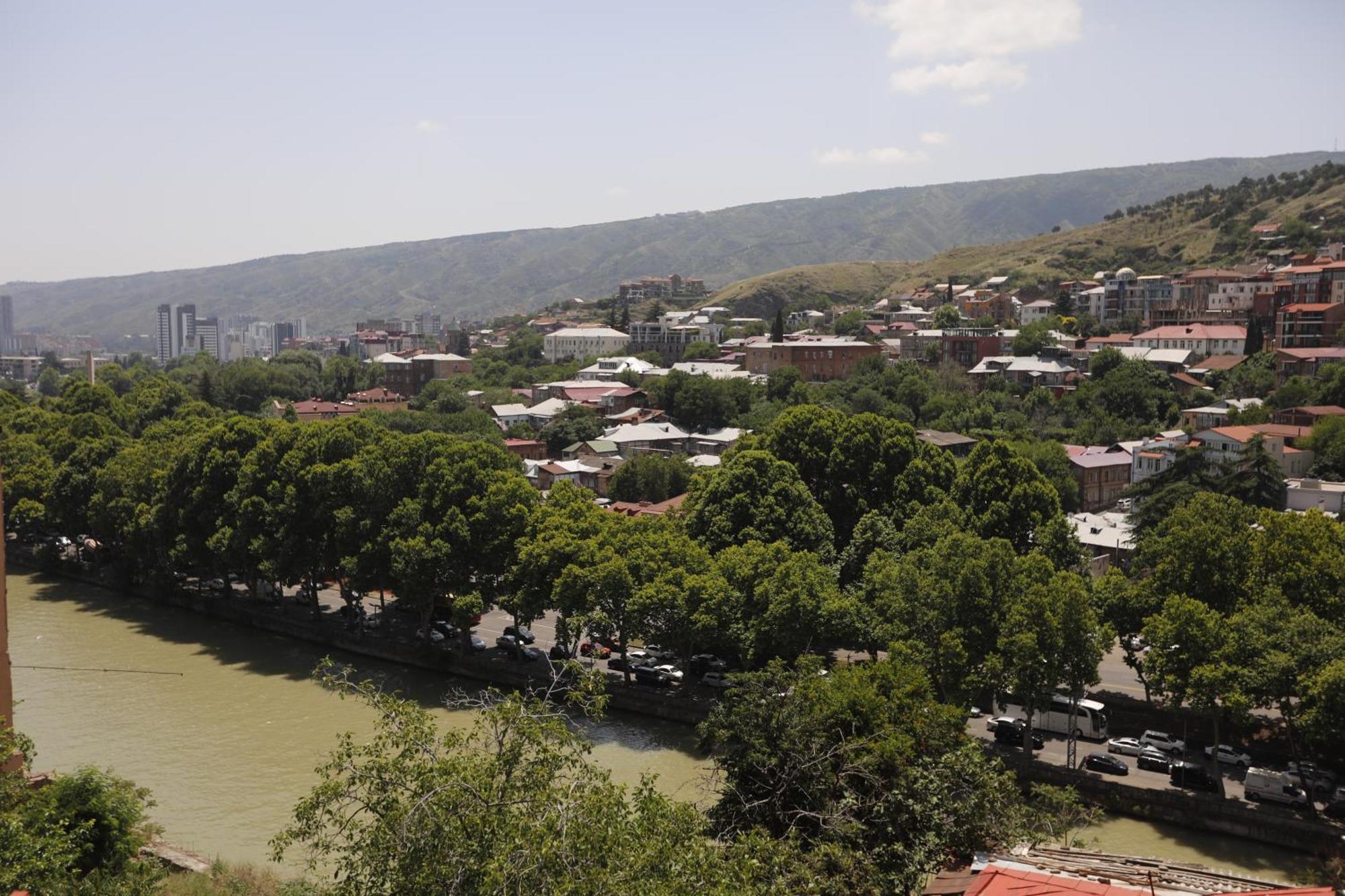 M 1 T Hotel Tbilisi Exterior photo